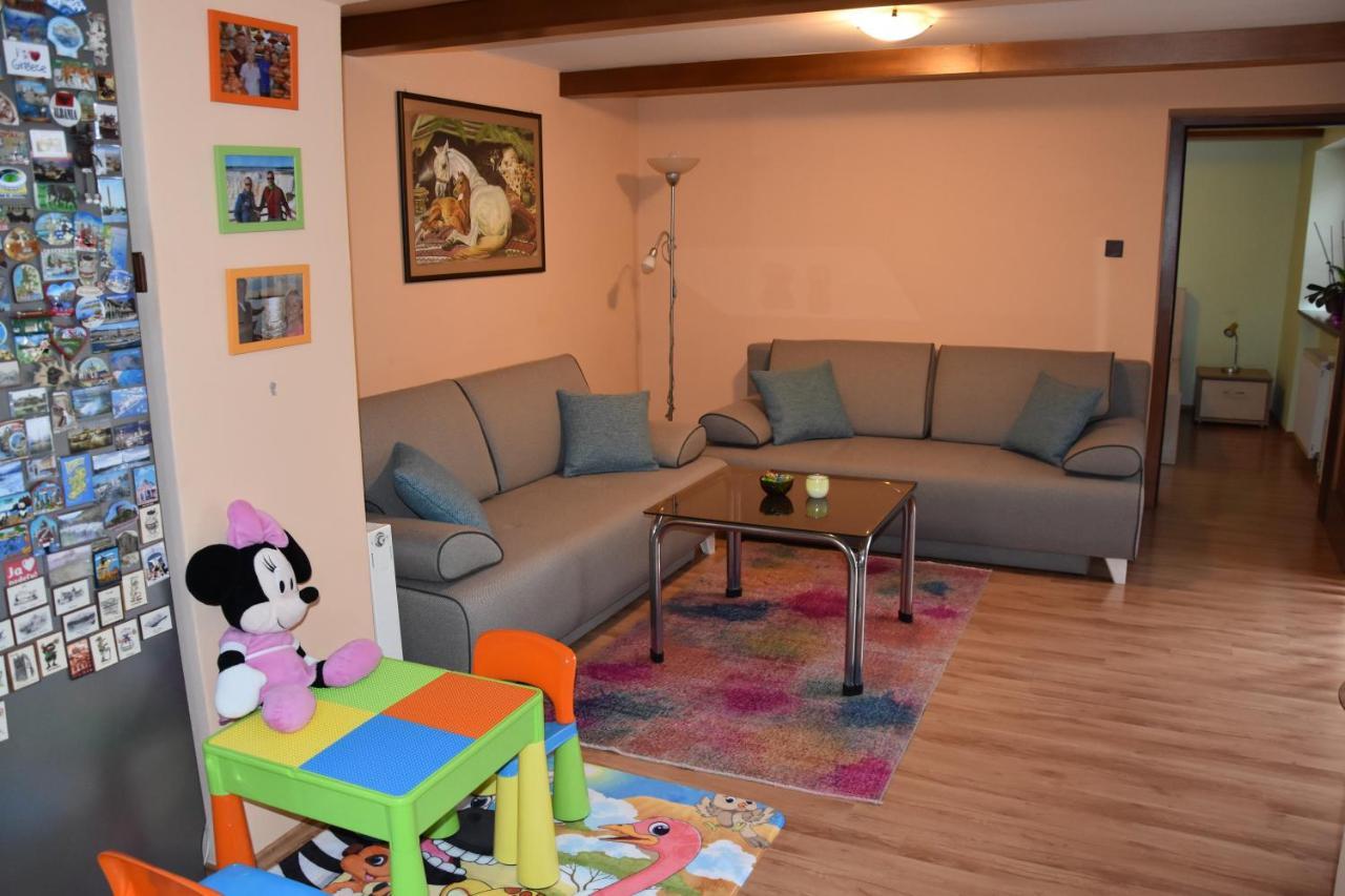 Ferienwohnung Dafinka Banská Bystrica Exterior foto