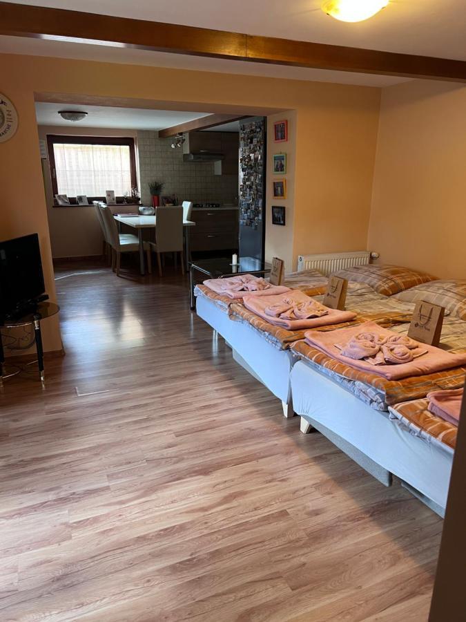 Ferienwohnung Dafinka Banská Bystrica Exterior foto